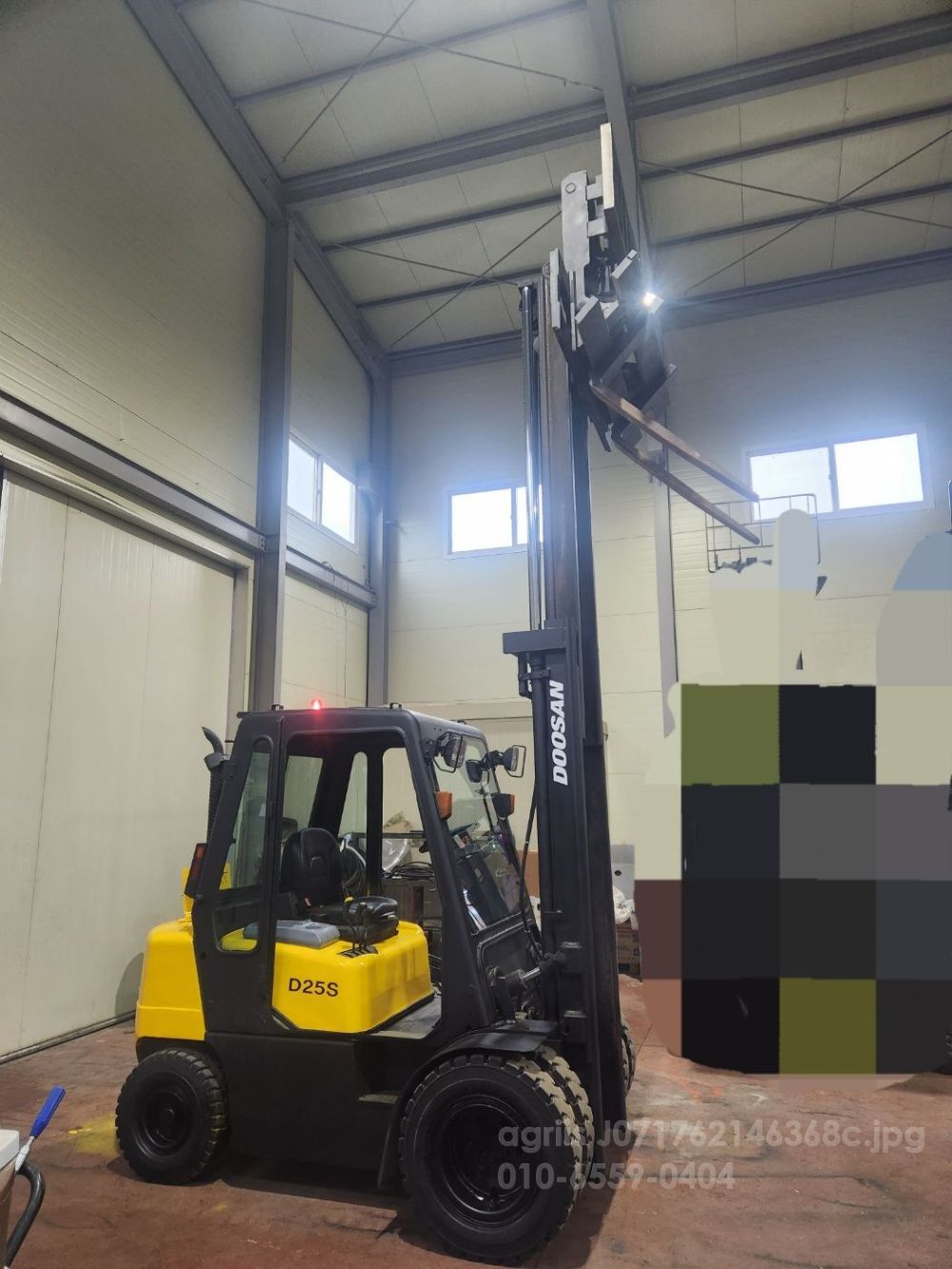 두산2.5톤 지게차 힌지드 (2.5톤)