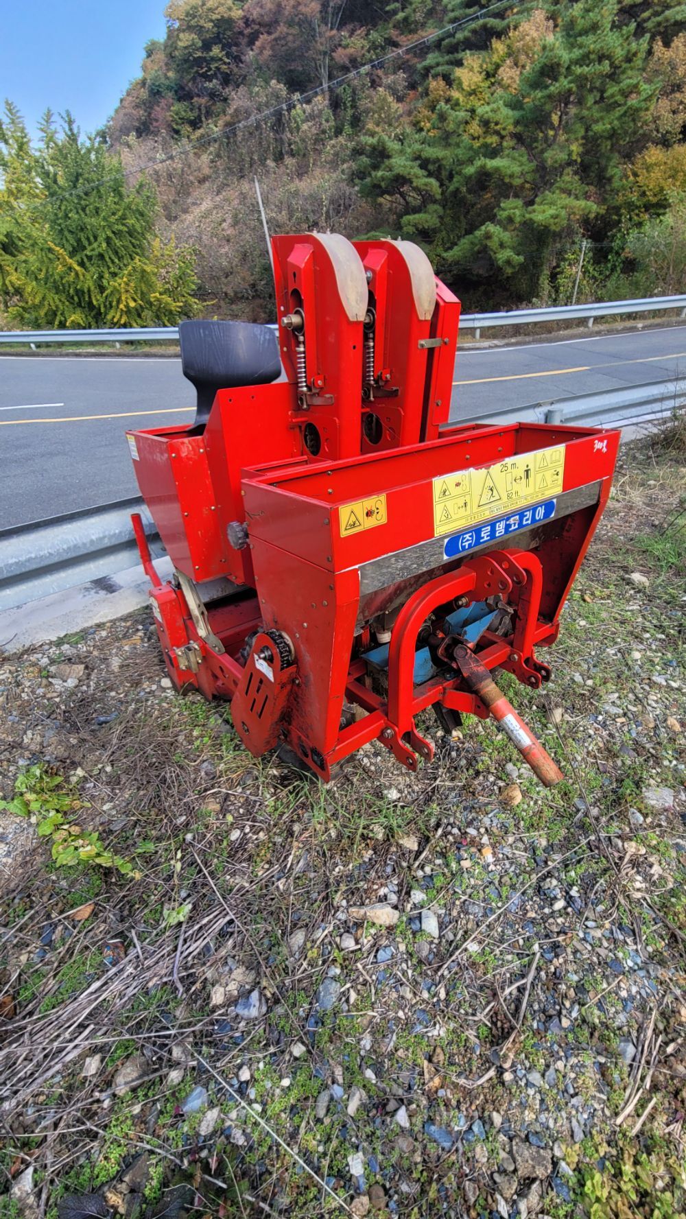 로뎀코리아 트랙터 부착형 감자 파종기, 트렉터 부착식 감자파종기 ASK-PJI