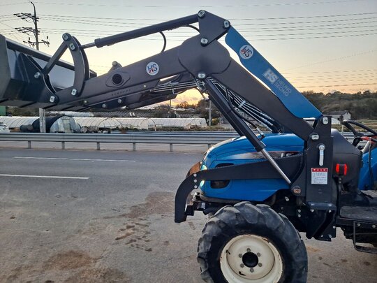 LS 트랙터 R53 (53마력)