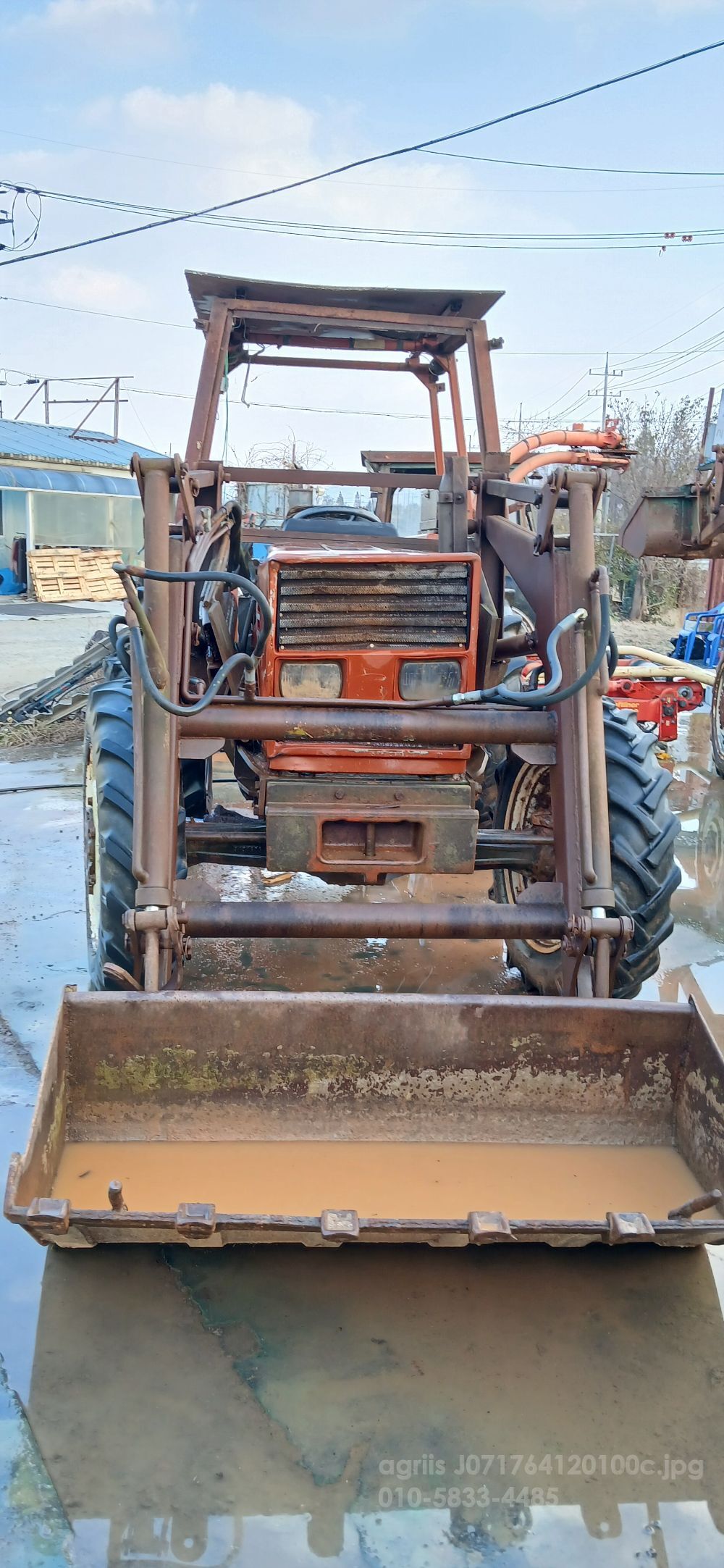 NewHolland Tractor 55-66D (55hp)