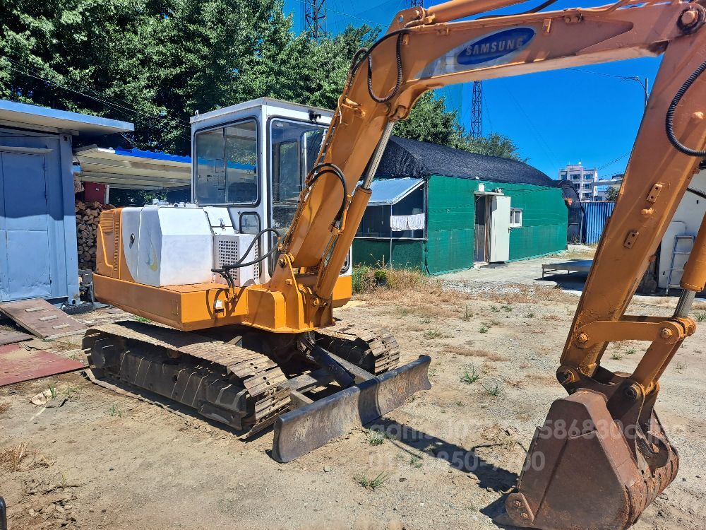  Excavator 농장용.삼성닛산엔진50마력 (5톤)