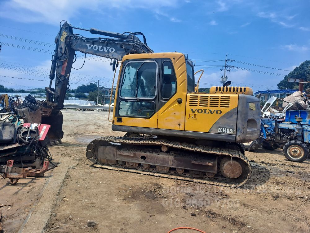 06볼보 굴삭기 EC140LC (14톤)