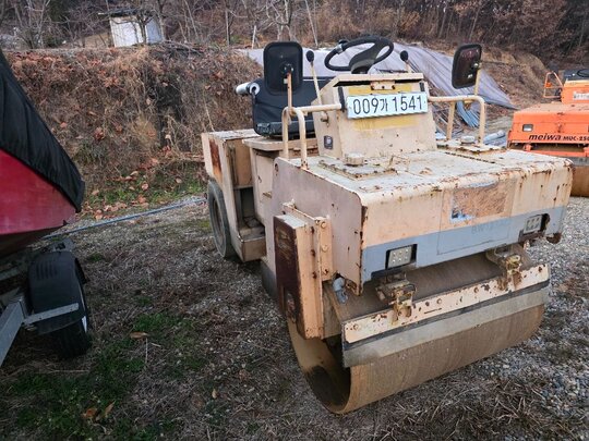  진동로라  진동로라  