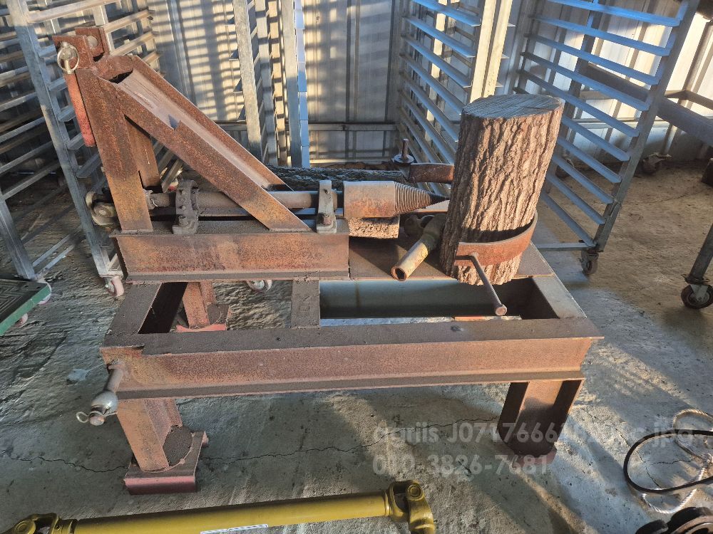 장작도끼 장작도끼  장작도끼 