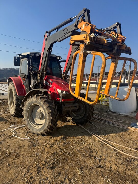 아세아 트랙터 MF5711 (110마력)