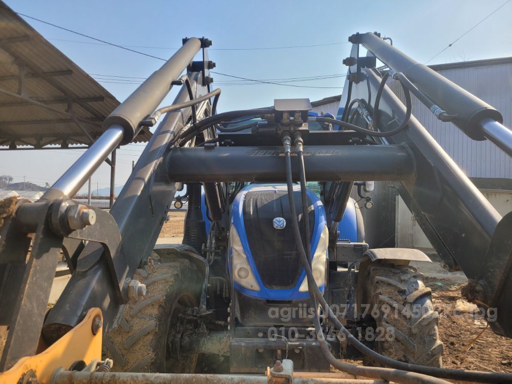 NewHolland Tractor T5.110 (107hp)