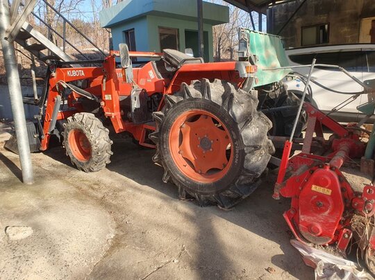 Kubota Tractor L44SU (44hp)