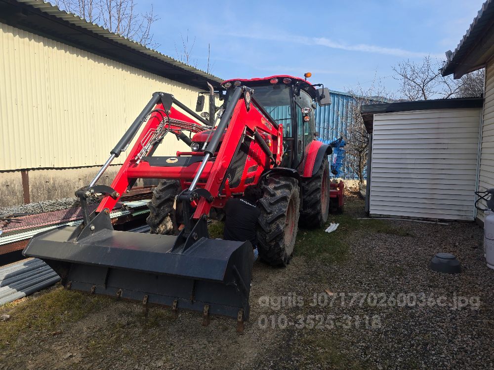 국제 트랙터 LUXEN1100E (111마력) 뒤우측면