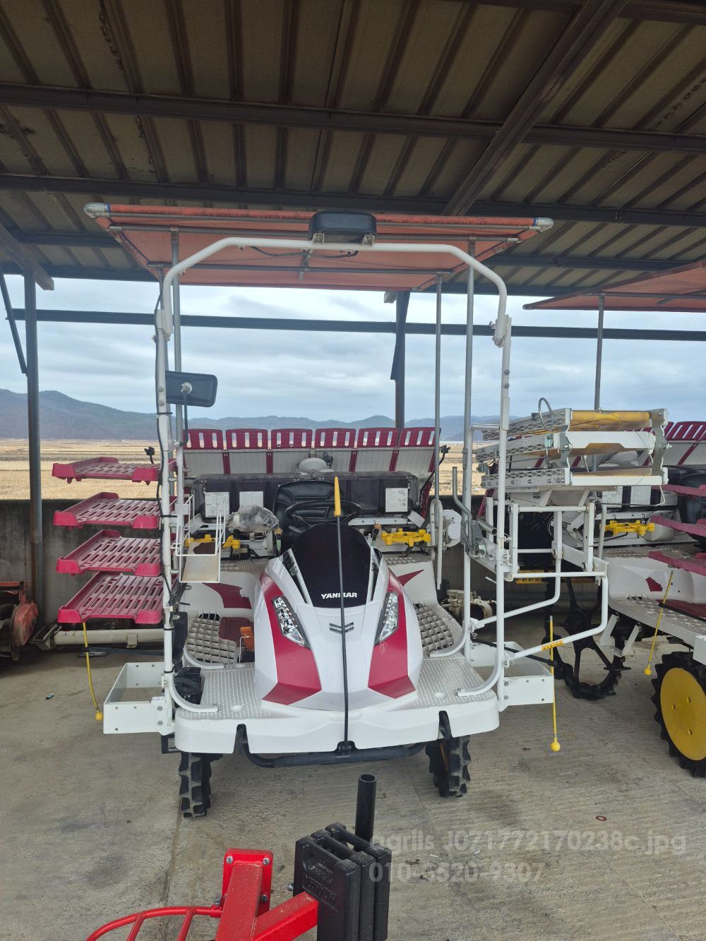 Yanmar Rice transplanter YR6DZTAGPS (6Rows)