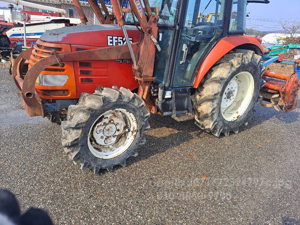 Kukje Tractor EF525 (52hp)