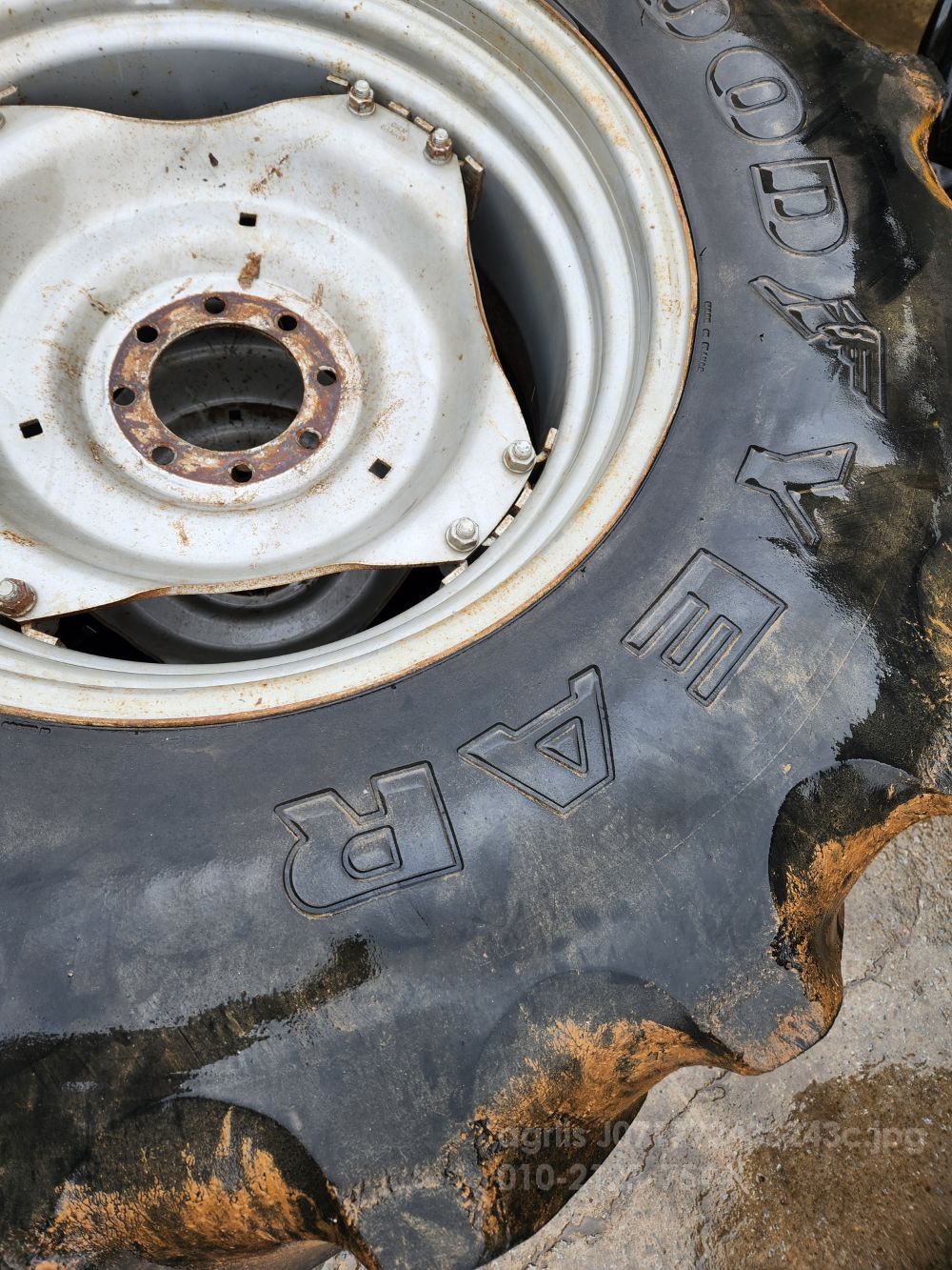 중고 휠타이어 중고휠타이어 18.4-30