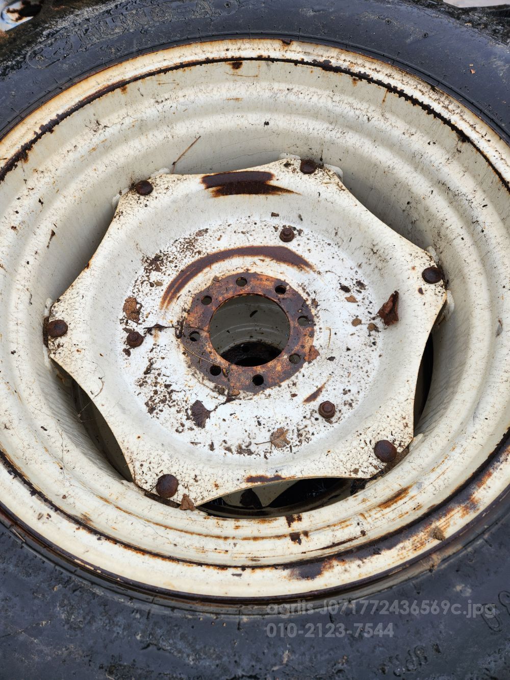 중고 휠타이어 중고휠타이어 16.9-30