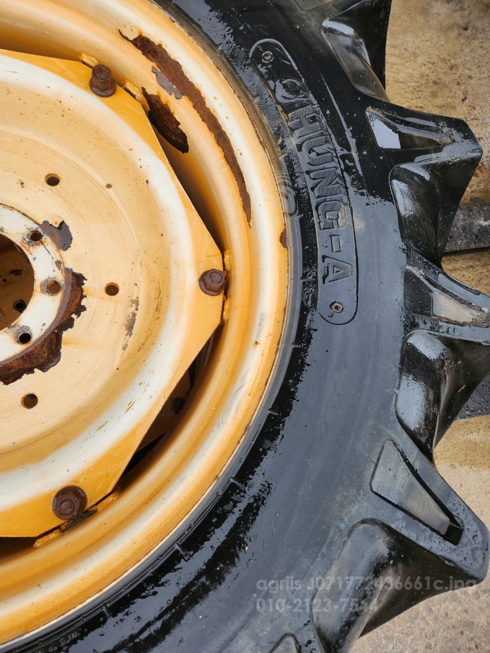  중고휠타이어 14.9-28 