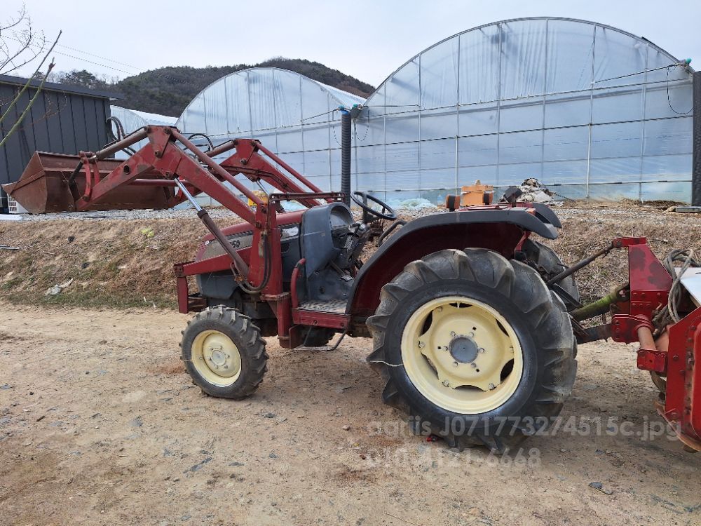 TYM 트랙터 T350 (35마력)