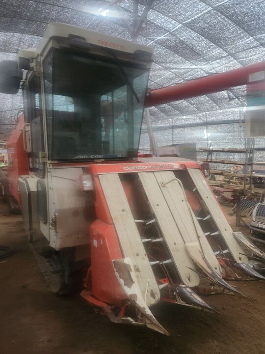 Daedong Combine Harvester DSM72 (4Rows)