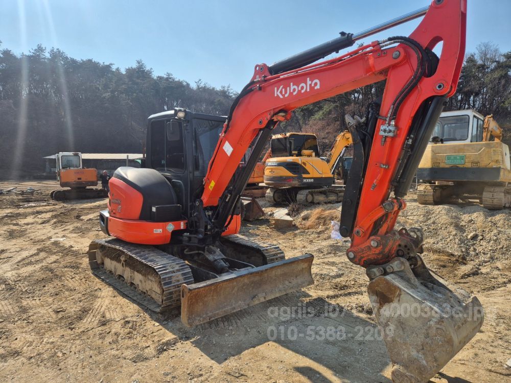 구보다 굴삭기 KX57S (5.7톤)