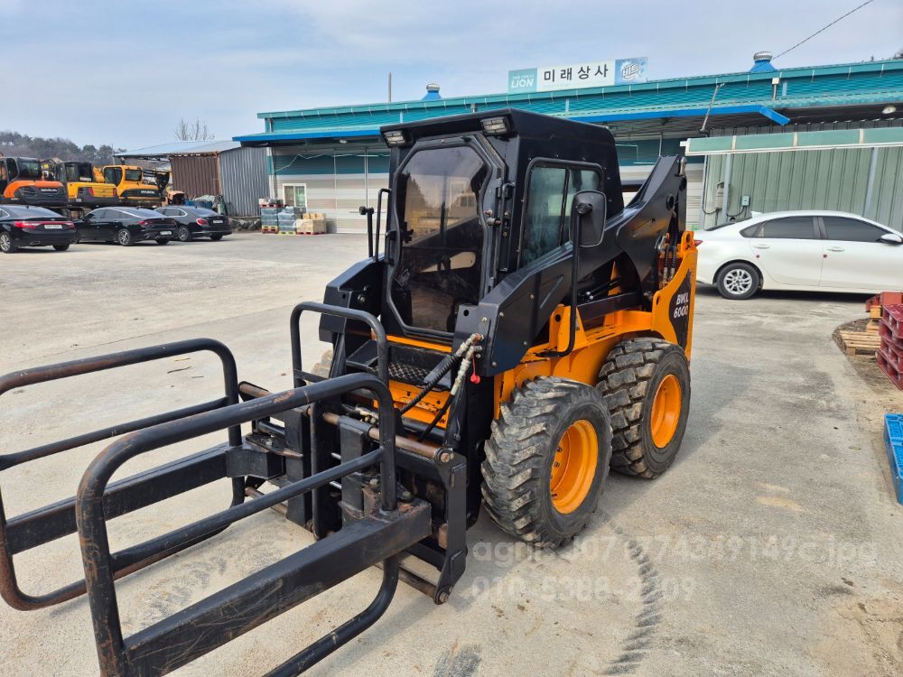 바우 스키드로더 BSL6000