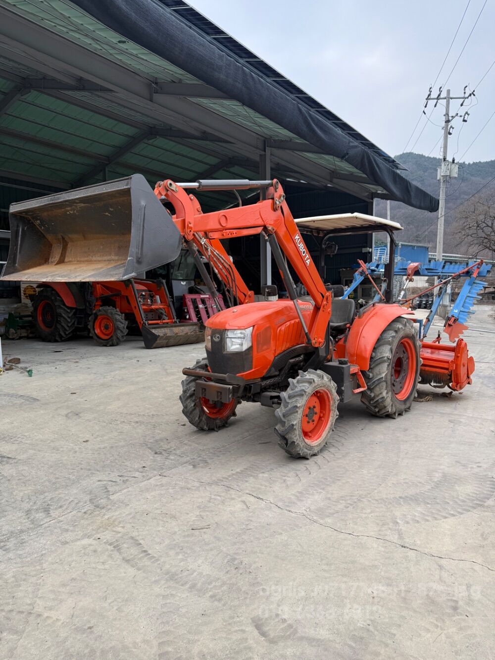 Kubota Tractor L60K (62hp)