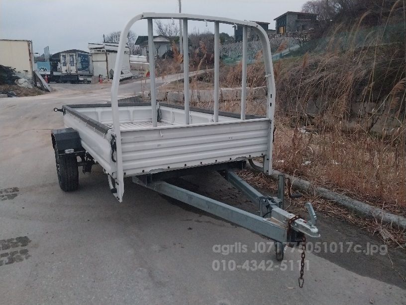  피나클화물운송트레일러입니다 3100적재함 