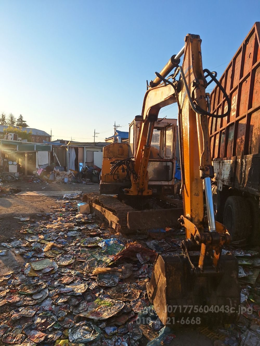 삼성02굴삭기 굴삭기 SE02