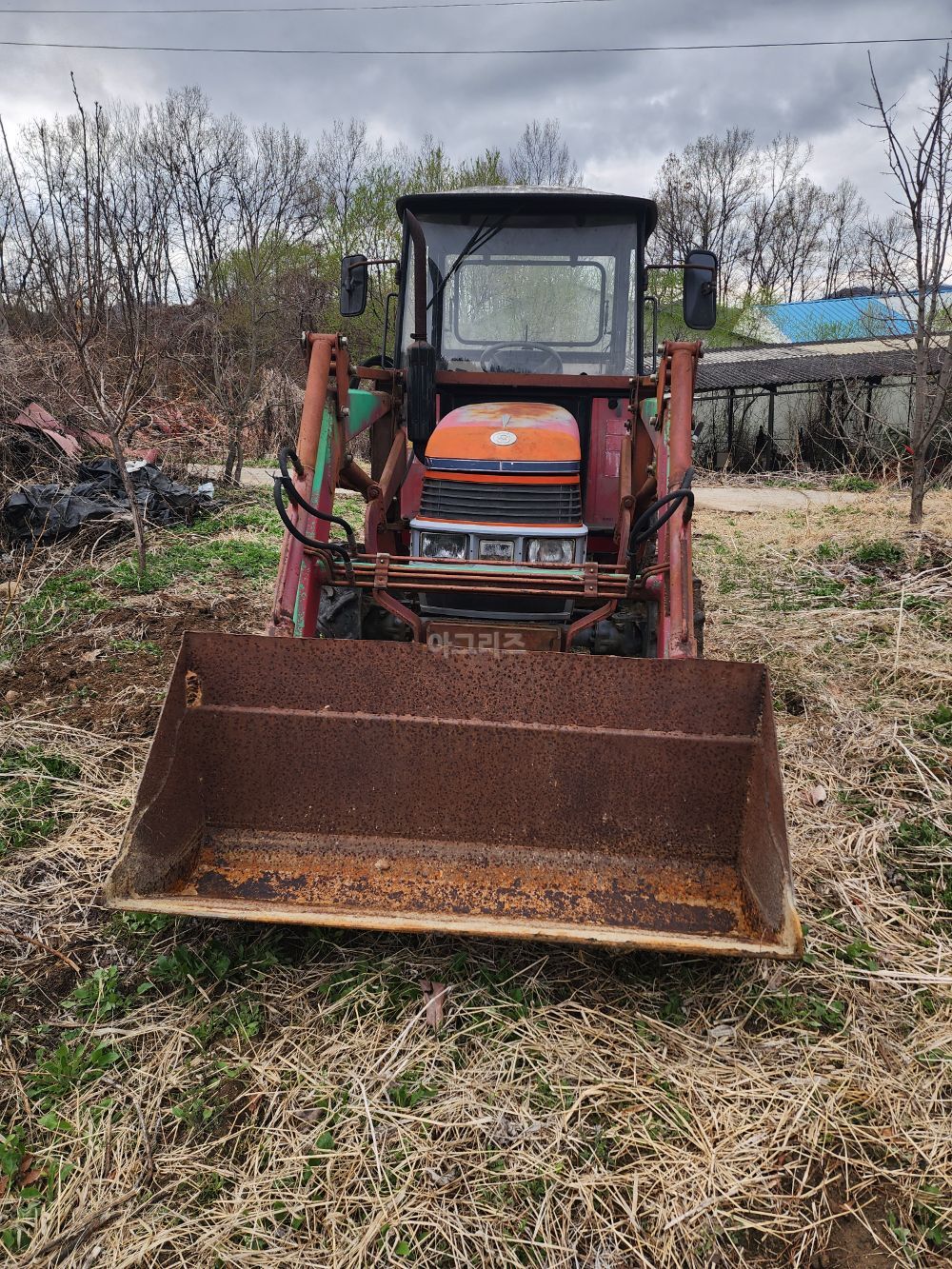 국제 트랙터 F3850 (38마력)