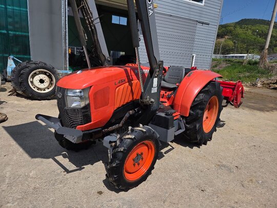 Kubota Tractor 45K (47hp)