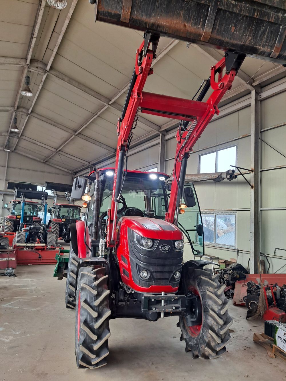 국제 트랙터 LUXEN1100E (111마력)