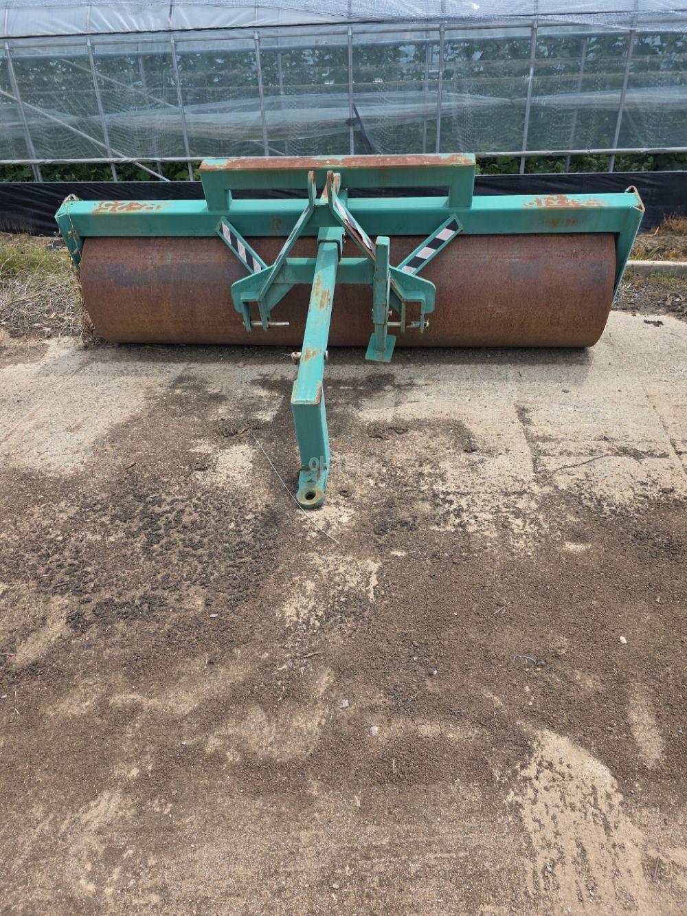  효창농기계 진압기 롤러 보리베토기도 판매합니다(2골베토기) 뒤우측면