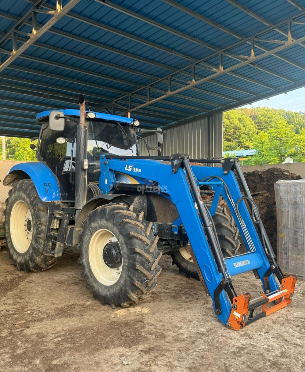 뉴홀랜드 트랙터 T6070 (135마력)