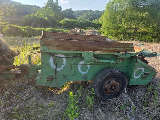  Manure Spreader 초전 1ㆍ4톤.로타리식 