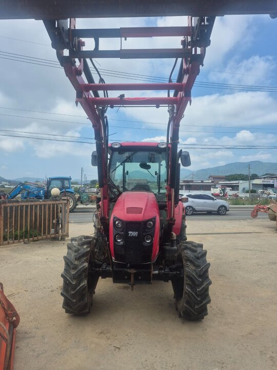 TYM 트랙터 TX68 (68마력)