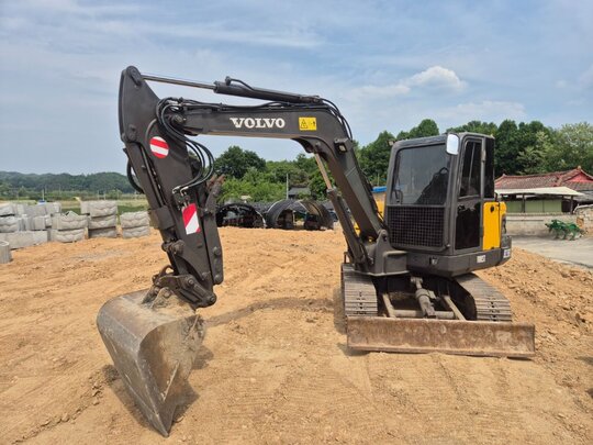 VOLVO 굴삭기 EC55C (5.5톤)