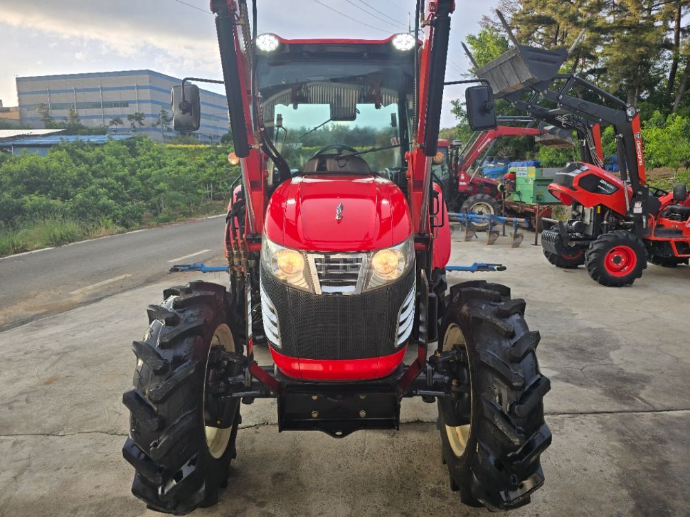 국제 트랙터 LUXEN700 (70마력)