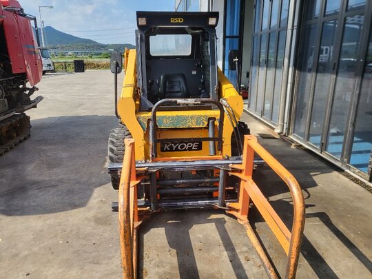  Skid steer loader PSL170D 