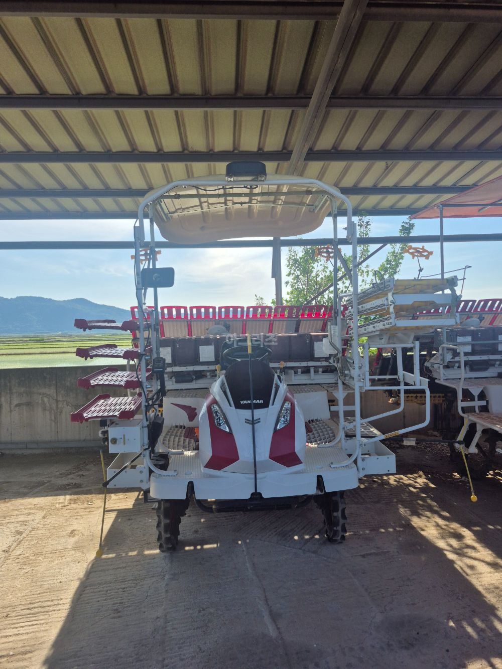 Yanmar Rice transplanter YR8DZ-F (8Rows)