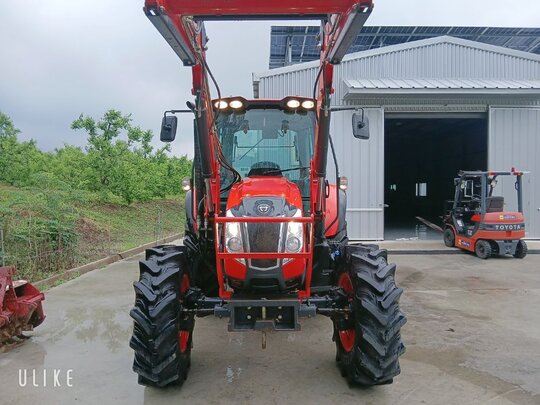 Daedong Tractor PX1000 (100hp)