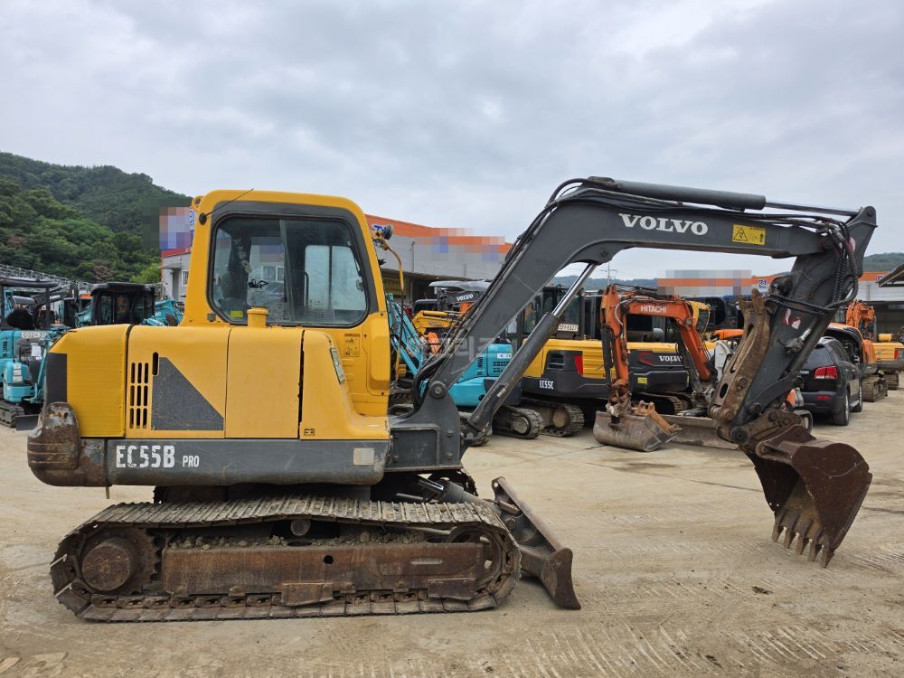 볼보EC55B 굴삭기 EC55B (5.5톤) 뒤우측면