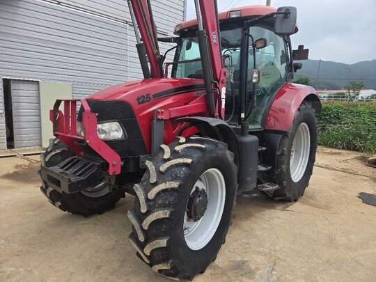 TYM 트랙터 CASE MAX125 (125마력)