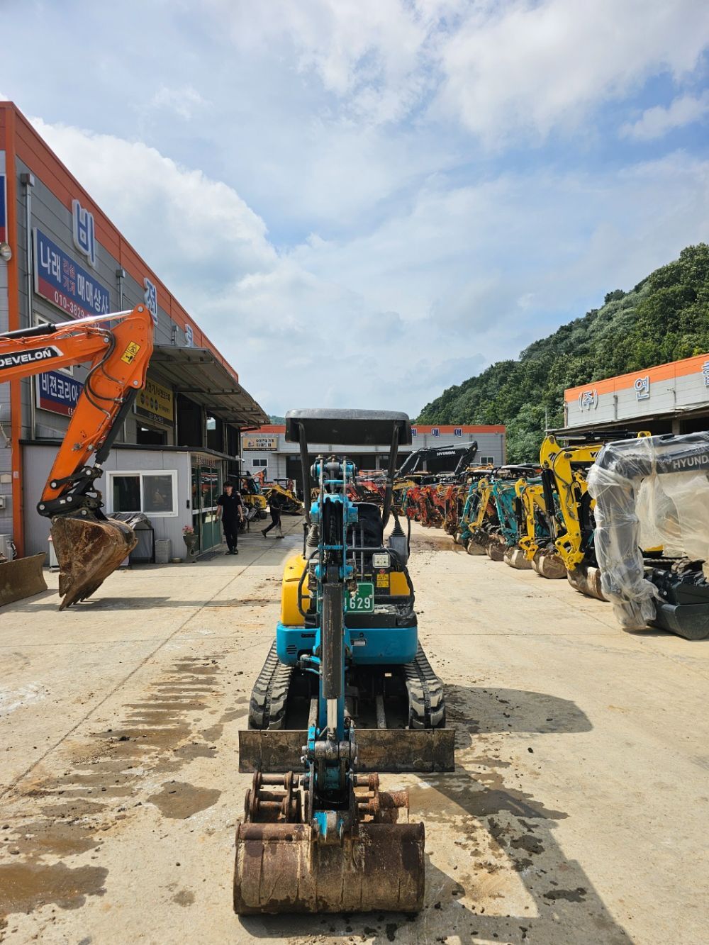 구보다 굴삭기 U17 (1.7톤)