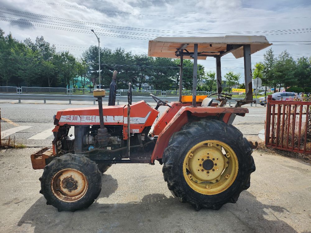 국제 트랙터 KTE390 (35마력)