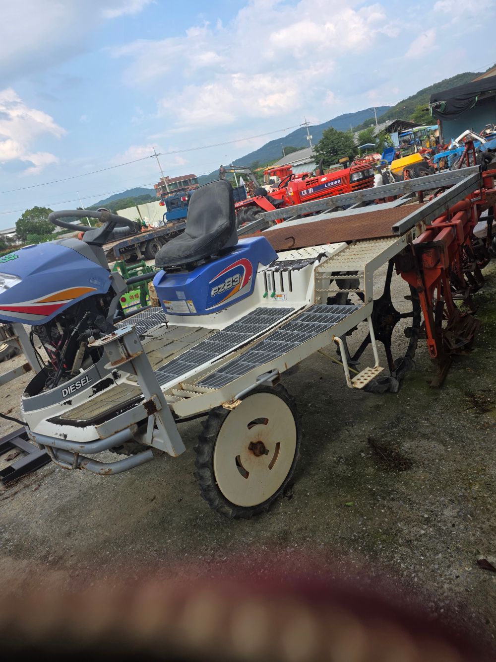  Rice transplanter PZ83 (8Rows)