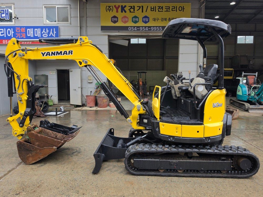 얀마 굴삭기 VIO35 (3.5톤) 뒤우측면