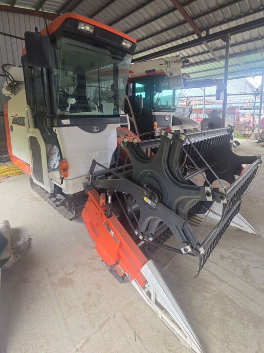 Kubota Combine Harvester ARH430 (보통형)