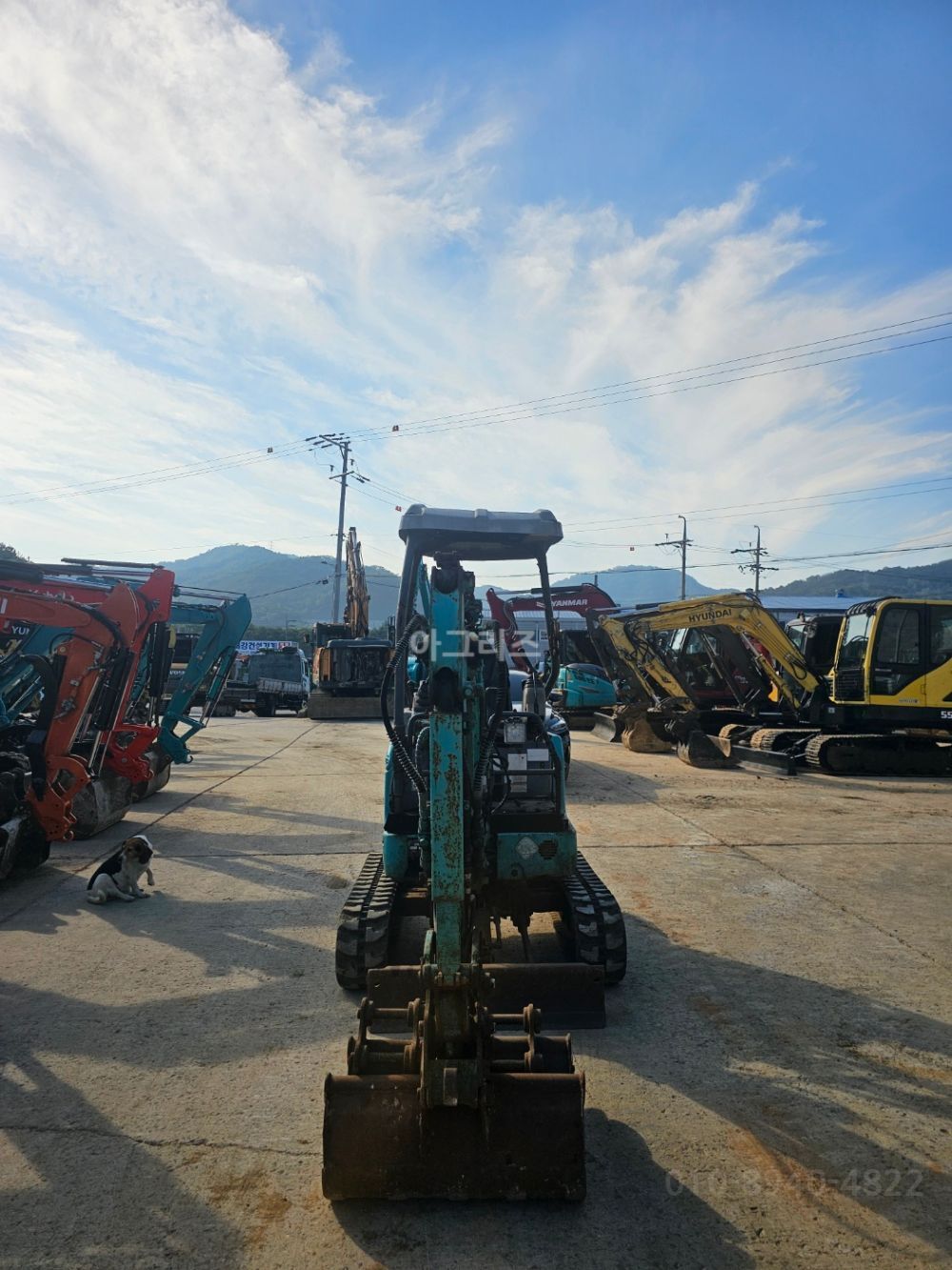 코벨코 굴삭기 SK17SR (1.7톤)