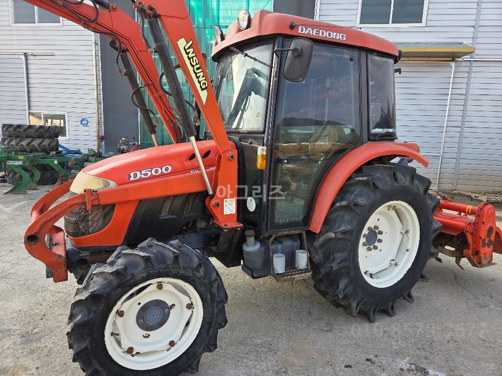 대동 트랙터 D500 (50마력) 뒤우측면