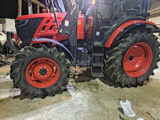 Kukje Tractor LUXEN1100E (111hp)