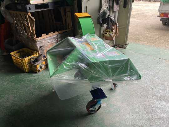  경운기부착 잔가지파쇄기 경운기부착 잔가지파쇄기  앞좌측면