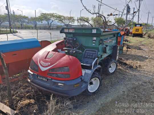  SS기퇴비살포기1000kg SS기퇴비살포기1000kg  앞좌측면