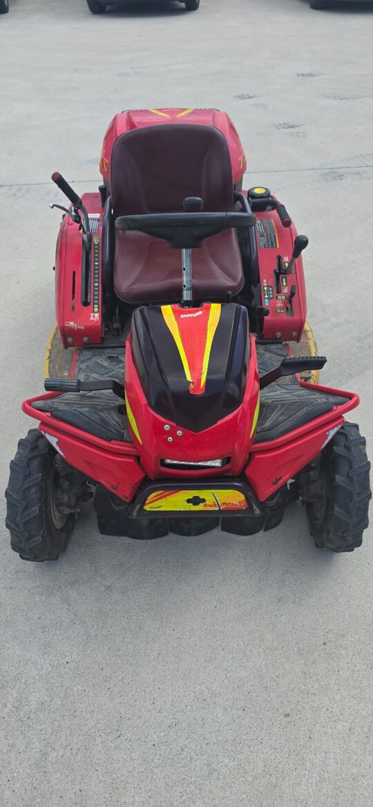  승용제초기  4륜구동 프루티 마사오  