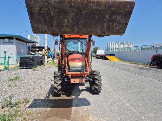 Daedong Tractor D500 (50hp)